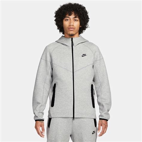 Men's Tech Fleece. Nike BE